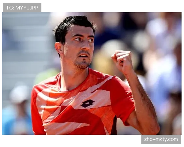 周天成直落两局轻取本土选手阿瑟·黄 强势闯入男单八强