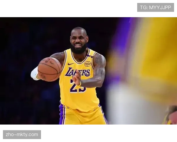 詹姆斯复出首战送12次助攻扮演进攻催化剂